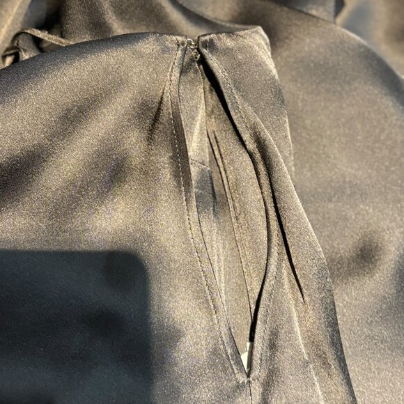 Stella McCartney Black One Shoulder Sleeveless Satin top Bow accent Size US 6 - Picture 6 of 16